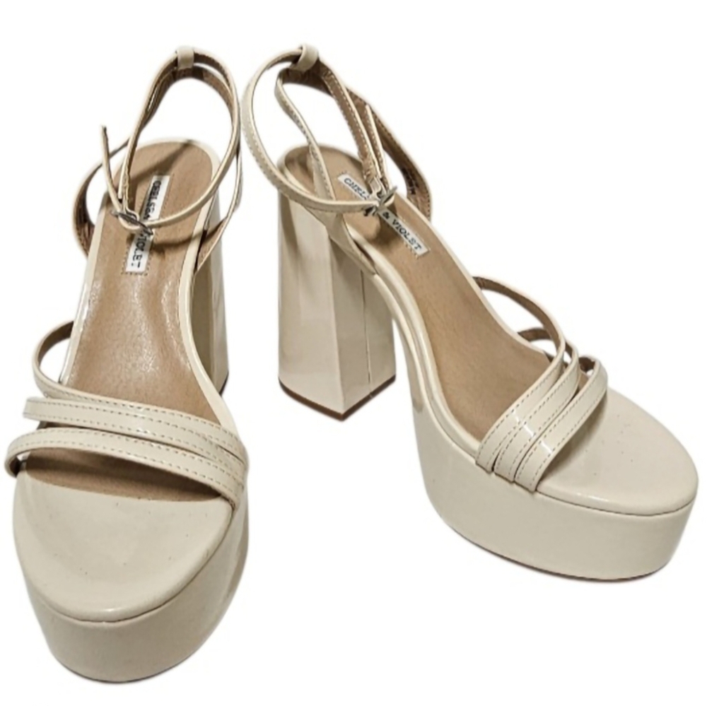 NWT. Chelsea & Violet-Debbie Ankle Strap Platform Dress Sandals. Size 8. Biege